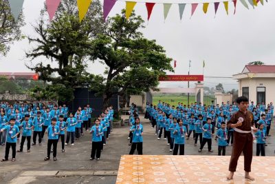 MÀN BIỂU DIỄN MÃN NHÃN TRONG NGÀY HỘI VÕ NHẠC VOVINAM 2026 CỦA TRƯỜNG THCS NINH HÒA